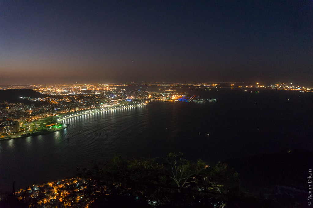 Ночной вид Рио-де-Жанейро