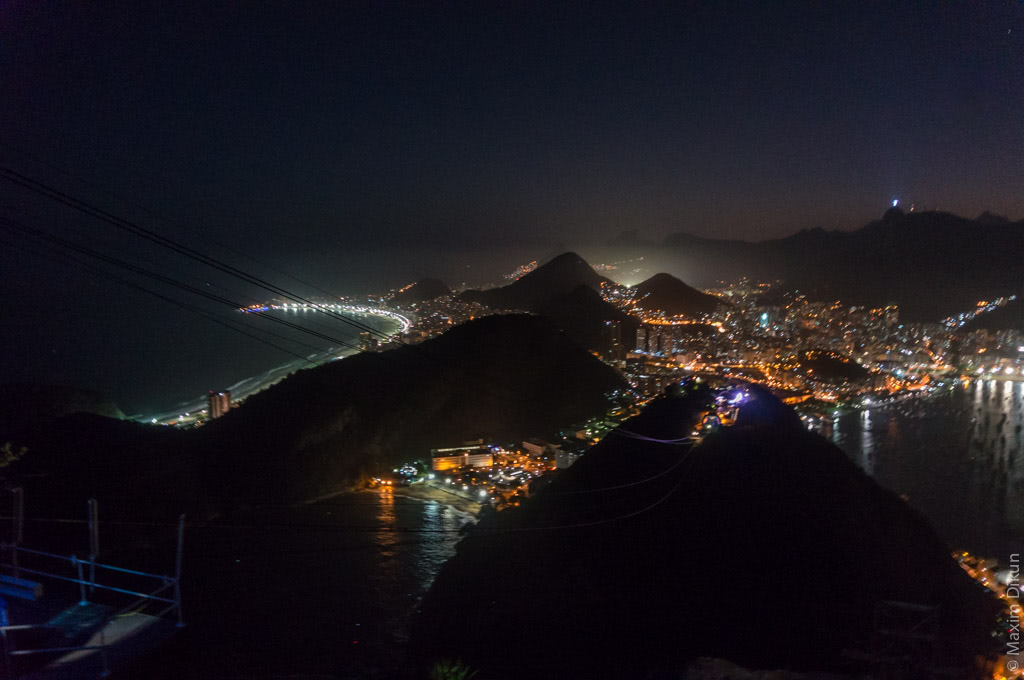 Ночной вид Рио-де-Жанейро