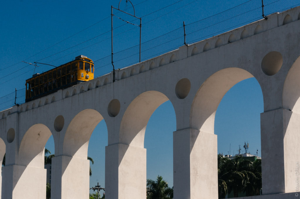 Трамвай на Arcos da Lapa